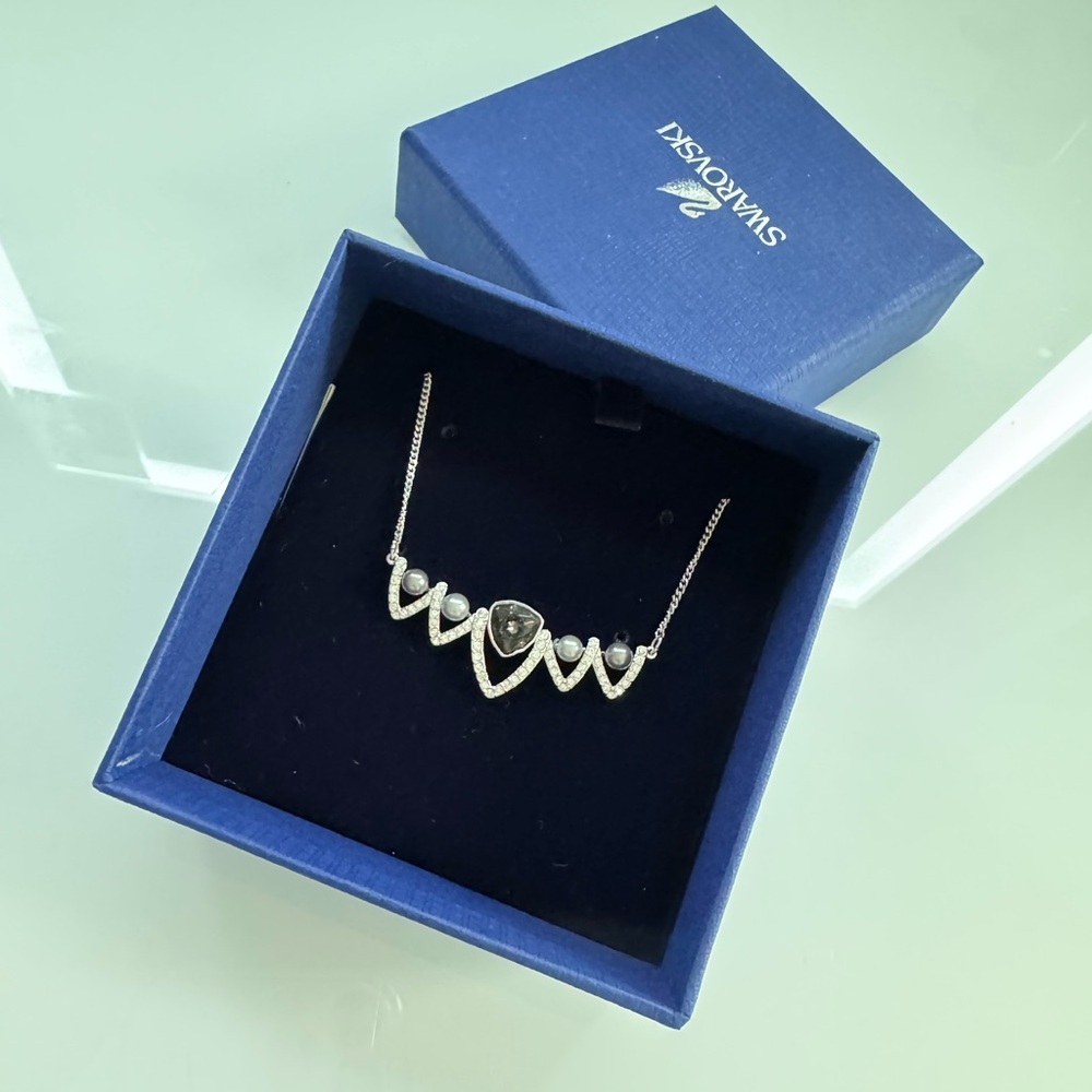 Swarovski Silver Geometric Necklace